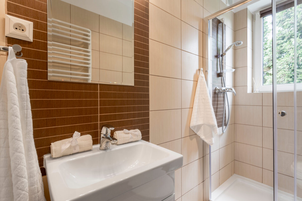 How to Make the Most of a Small Bathroom