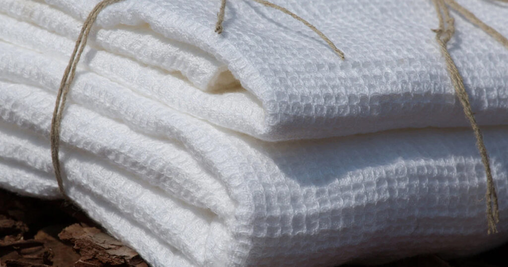 5 Best Fabrics For Towels (Most Absorbent Fabric For Towels)