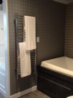 Jeeves Model D Straight 20 Bar Hardwired Heated Towel Rack