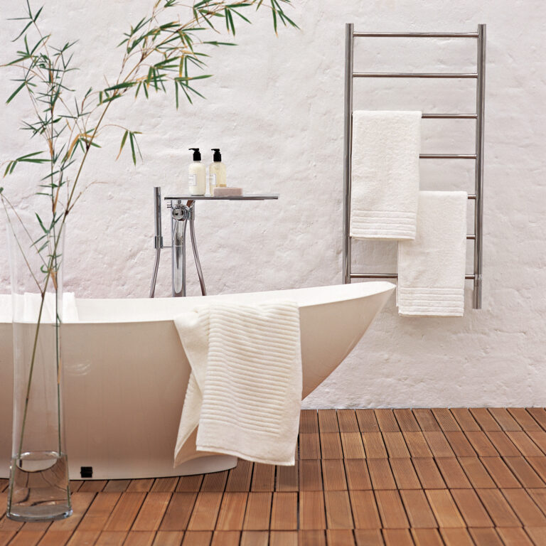 Jeeves Model F Straight 7 Bar Hardwired Drying Rack