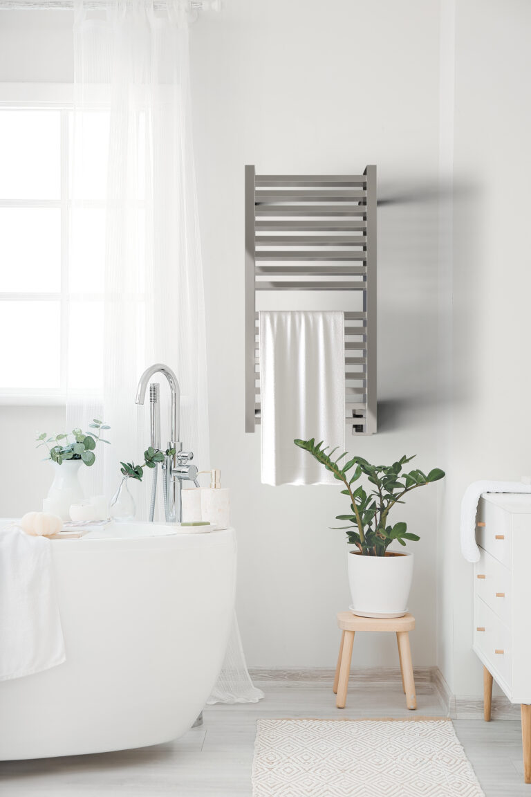 Quadro Q2142 Hardwired Towel Warmer